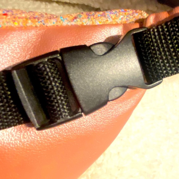 skinny dip holographic pink and rose gold waist/hip bag - Picture 6 of 10